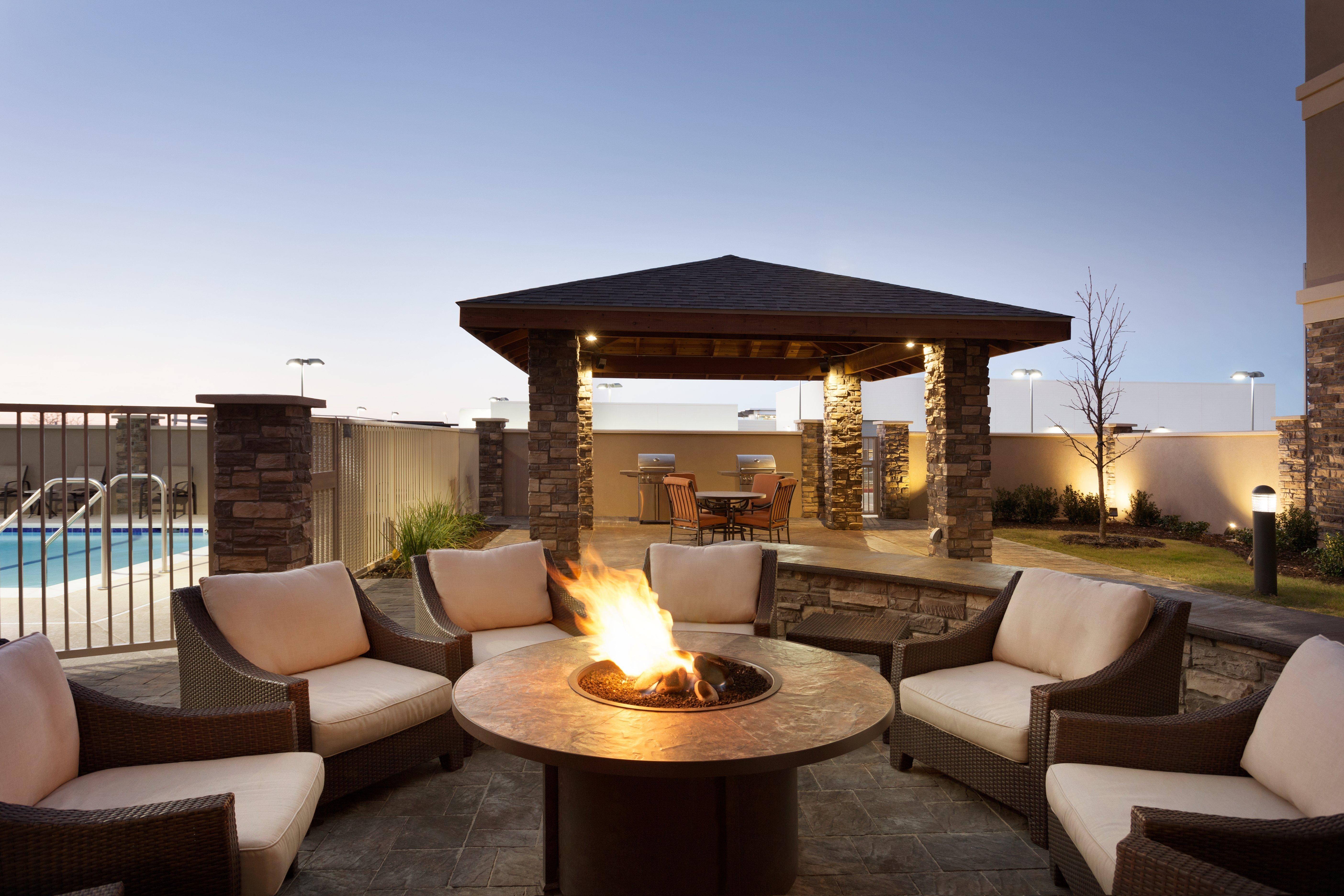 Hotel Staybridge By Ihg 3*
