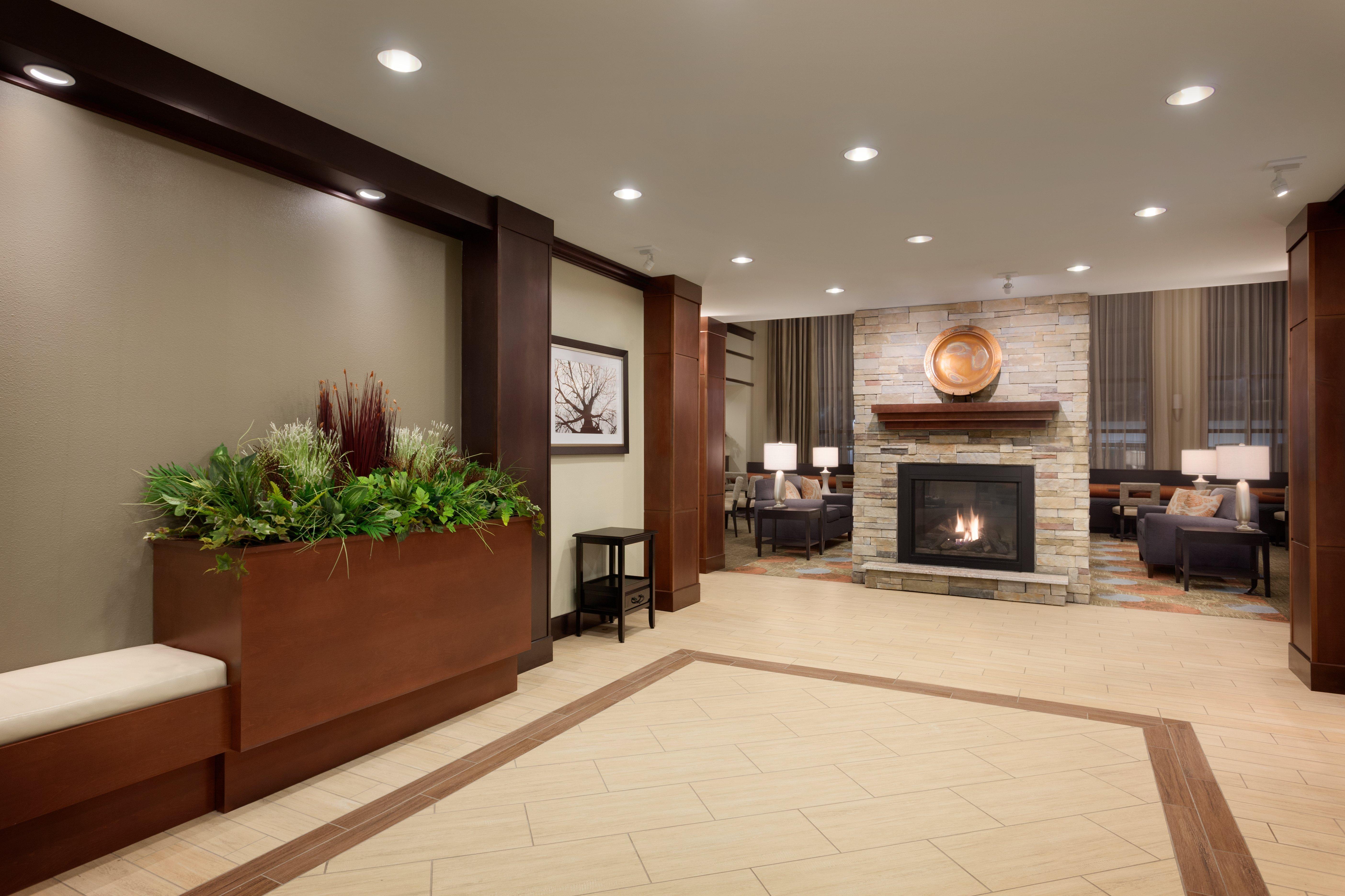 Staybridge By Ihg Hotel