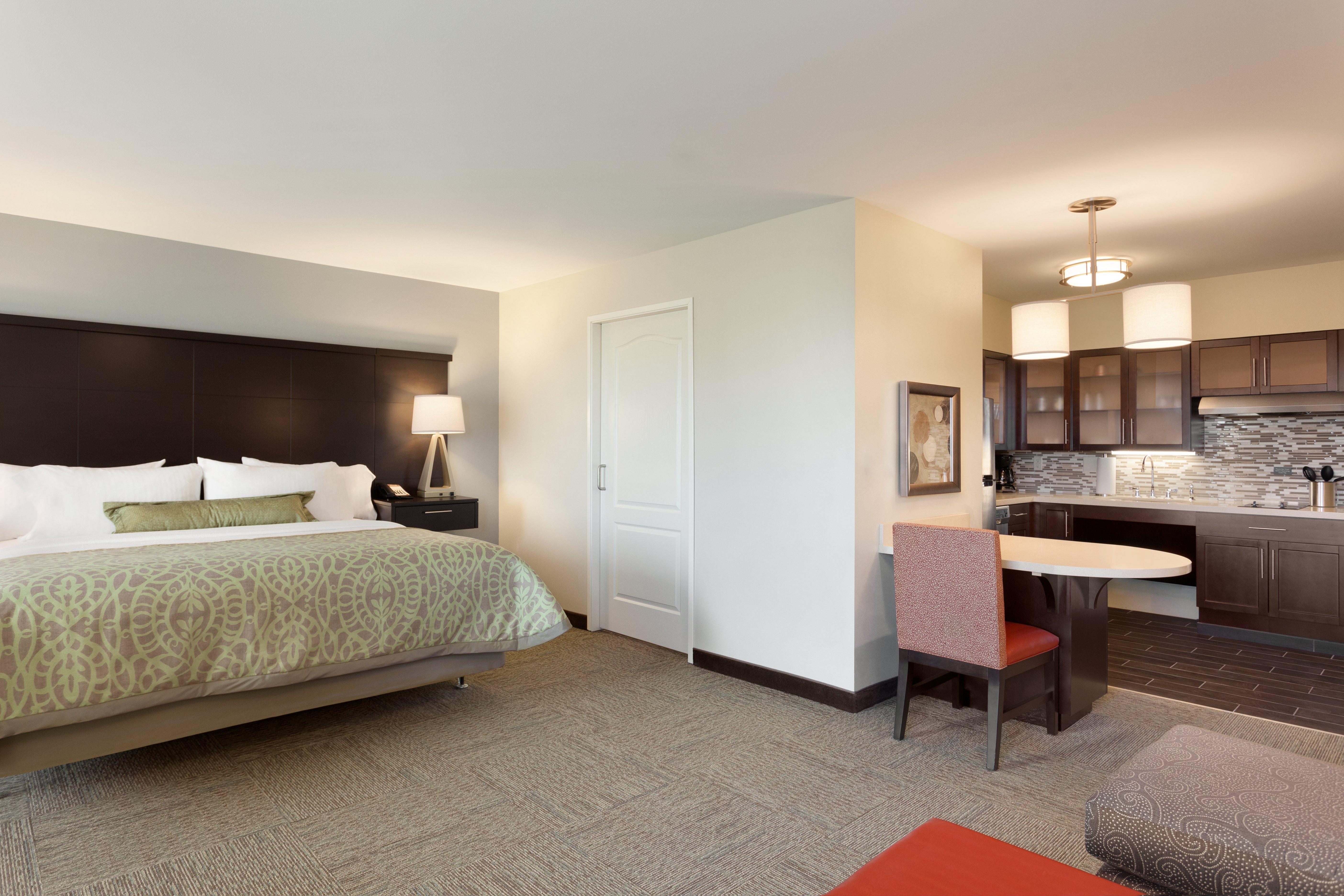 Staybridge By Ihg Midland