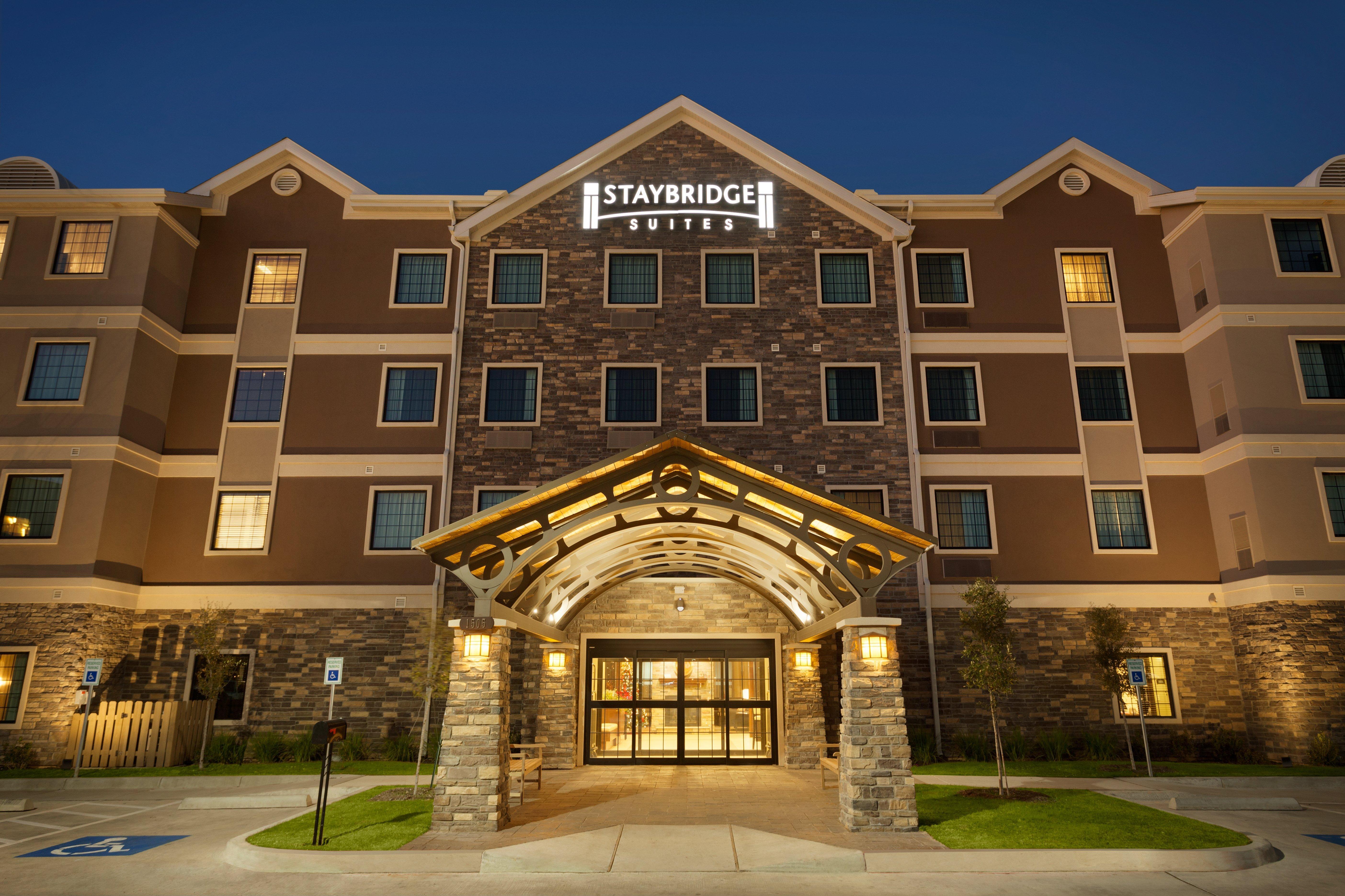 Staybridge By Ihg Hotel 3*